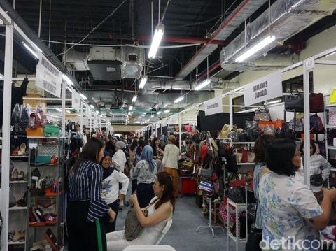 Pengunjung Bazar Barang Branded di Jakarta Naik 10% Tiap Tahunnya