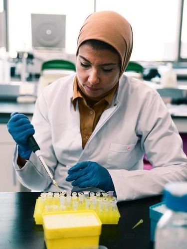 Tiga Hijabers Raih Penghargaan Science Dunia, Siapa Mereka?