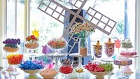 Candylawa alias “candy lover” adalah toko permen keren di Riyadh, Saudi Arabia. Di sini ada banyak area seperti tempat bikin lollipop sendiri. Bisa juga cicip marshmallow dan aneka pastry Prancis. Foto: Istimewa