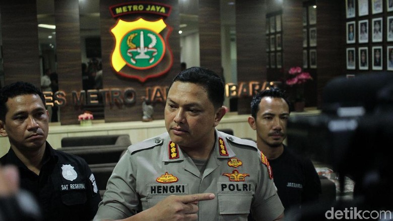 Polisi: Penyerang Posko FBR yang Tewaskan 1 Orang Diduga Mabuk Polisi: Penyerang Posko FBR yang Tewaskan 1 Orang Diduga Mabuk