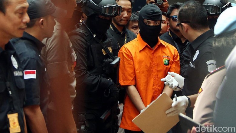 Polisi Rekonstruksi Penangkapan Pembunuh Satu Keluarga di Garut Besok Polisi Rekonstruksi Penangkapan Pembunuh Satu Keluarga di Garut Besok