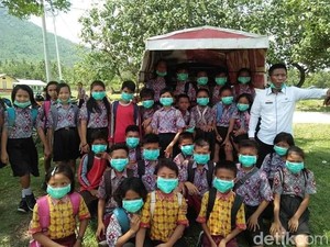 Abu Vulkanik Anak Krakatau Sampai ke Pulau Sebesi