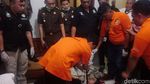 Begini Suasana Rekonstruksi Pembunuhan Satu Keluarga di Bekasi