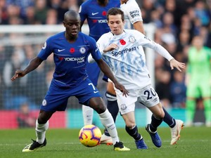 Kante Bakal Jadi Pemain Chelsea Bergaji Tertinggi