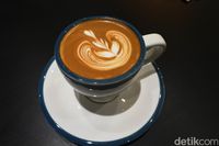 Dualitas Coffee: Hangatnya Cappuccino dan Nasi Goreng Diabetes Murah Meriah