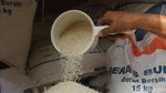 Bulog Gelar Lapak di Pasar Tomang Barat