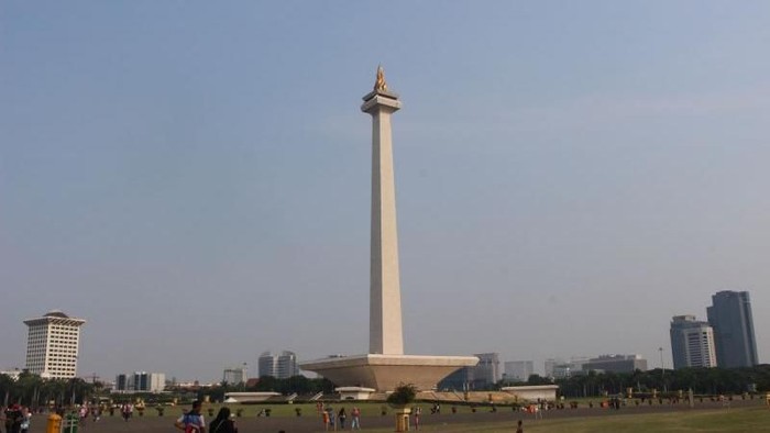 Monas