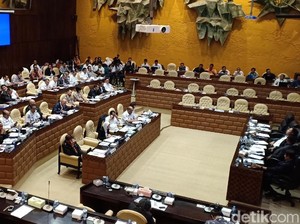 DPR Jelaskan Penganggaran Dana Hibah KONI yang Bikin Menpora Jadi Tersangka