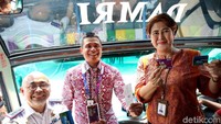 Peluncuran E-Ticketing dilaksanakan oleh Direktur Utama Perum Damri Setia N. Milatia Moemin dan Direktur Enterprise and Business Service Telkom Dian Rachmawan sebagai tindak lanjut dari penandatanganan Perjanjian Kerja Sama (PKS) perihal Layanan e-Ticketing Damri Pada Angkutan Bandara yang dilaksanakan oleh Telkom dan Perum Damri pada Juli lalu.