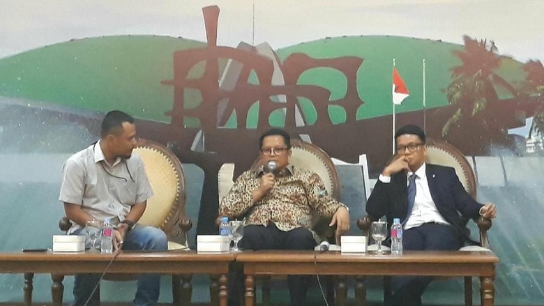 Marak Politik Uang, Wakil Ketua MPR: Lapangan Demokrasi Kita Becek Marak Politik Uang, Wakil Ketua MPR: Lapangan Demokrasi Kita Becek