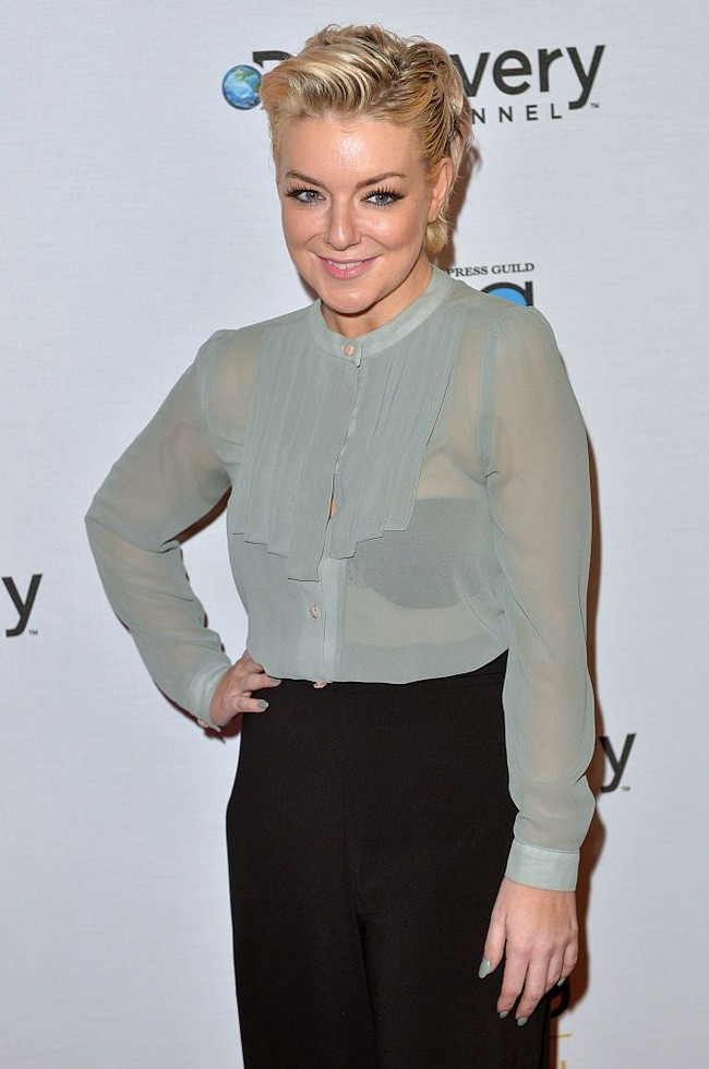 Sheridan memulai usaha beternak di desa. Namun bukan berarti ia meninggalkan karier di dunia entertainment. Foto: Getty Images