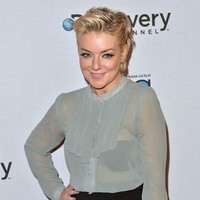 Sheridan memulai usaha beternak di desa. Namun bukan berarti ia meninggalkan karier di dunia entertainment. Foto: Getty Images