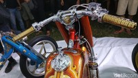 Hasil garapan Hasan Law sudah ditaksir sama orang Australia. Dirinya mengaku sebelum diikuti kontes di HMC 2018 sudah minta izin terlebih dahulu kepada sang pemilik motor. Foto: Ridwan Arifin/detikOto