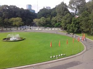 Melihat Sisi Istana Merdeka Vietnam