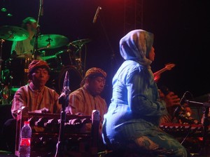 Alat Musik Calung: Sejarah dan Cara Memainkannya