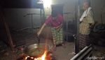 Foto: Minyak Songak, Hanya Dibuat Saat Maulid Nabi