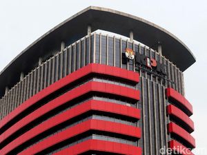 2 Penyidik Perkara Bansos di KPK Dilaporkan ke Dewas