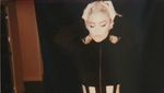 Pose Seksi dan Retro Kylie Jenner di Kalender 2019