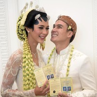 Memakai kebaya Biyan saat menikah rupanya sudah menjadi impian Paula Verhoeven sejak dia memulai karier sebagai model. Paula mengawali kariernya dari pemilihan Gadis Sampul pada 2001.  Foto: Noel/detikFoto