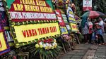 Hercules Ditangkap, Polres Jakbar Banjir Karangan Bunga