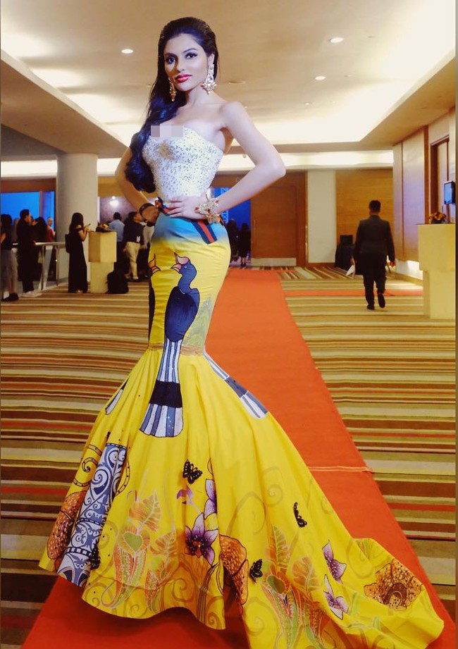 Tak ada yang menyangka Sanjna Suri yang kini begitu langsing pernah mengalami overweight. Dulu, berat badan saya pernah mencecah 70 kilogram. Saya sedar dengan situasi badan yang tidak sihat itu, especially kerana saya mengambil ijazah dalam bidang Farmasi, ujarnya seperti dikutip dari Remaja.My. Foto: Instagram @sanjna_sur i