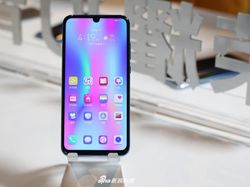 Penampakan Honor 10 Lite, Ponsel Murah Berpenampilan Mewah