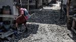 Potret Ngerinya Limbah Kerang Hijau di Jakarta Utara