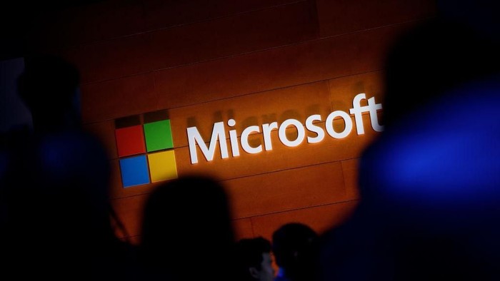 NEW YORK, NY - MAY 2: The Microsoft logo is illuminated on a wall during a Microsoft launch event to introduce the new Microsoft Surface laptop and Windows 10 S operating system, May 2, 2017 in New York City. The Windows 10 S operating system is geared toward the education market and is Microsofts answer to Googles Chrome OS. (Photo by Drew Angerer/Getty Images)
