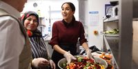 Hatinya Mulia! Meghan Markle Semangat Masak Lamb Fattah untuk Tunawisma