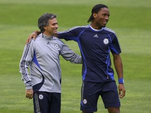 Mourinho dan Drogba Kangen-kangenan