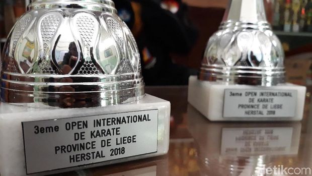 Ini Nanda, Bocah SD yang Juara Karate Internasional di Belgia