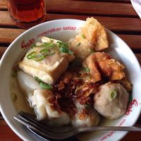 Slurpp! Ada Bakwan Malang yang Gurih Segar di 5 Tempat Ini