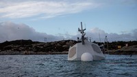 Kapal perang Norwegia ini dibuat pada 2009 dan pernah menjalankan operasi penghancuran senjata Suriah pada Desember 2013 dan Mei 2014. Jakob Ostheim/Norwegian Coastal Administration/Handout via Reuters.