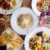 Sore Mendung Begini, Enaknya Minum Kopi di Kafe Instagrammable Sore Mendung Begini, Enaknya Minum Kopi di Kafe Instagrammable