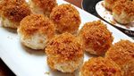 Aduh Nikmatnya! Sarapan Ketan Bumbu Plus Kopi Hangat
