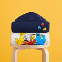 Banyak Jadi Incaran, Uniqlo Rilis Lagi Koleksi Kaws x Sesame Street Hari Ini