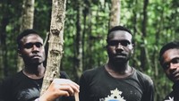 Tambelo oh tambelo kenapa kamu so yummy tulis Efinda pada foto ini. Tambelo adalah jenis cacing yang banyak dikonsumsi di Papua. Foto: instagram @findaandrian