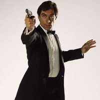 Timothy Dalton berada di urutan lima dengan 28 persen. Ia hanya membintangi dua film Bond pada 1987 dan 1989 dengan judul The Living Daylights dan Licence to Kill. Foto: istimewa
