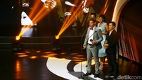 Pasangan Putra Disabilitas Terfavorit: Pasangan Tenis Meja Putra Asian Para Games 2018: Dian David Mickael Jacobs/Komet Akbar.