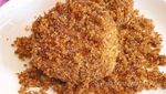 Aduh Nikmatnya! Sarapan Ketan Bumbu Plus Kopi Hangat