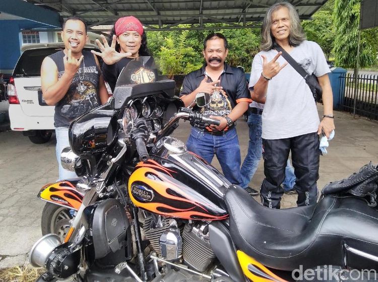 Komunitas Harley Touring ke Pangandaran