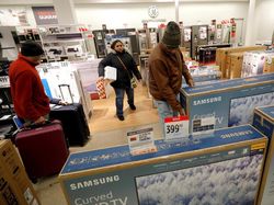 Orang Amerika Tumpah Ruah Berburu Diskonan Black Friday