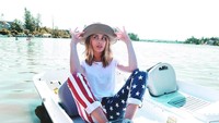 Naik perahu kano, siapa takut? (Arielle/Instagram)
