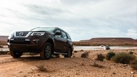 Bicara harga, Nissan Terra termurah dibanderol Rp 464 juta sama dengan Pajero Sport. Harga tersebut lebih rendah dari pada Fortuner yang varian termurah dijual Rp 471,85 juta. Foto: dok. Nissan/Deden Gunawan