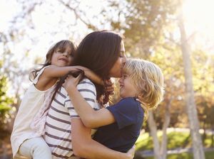 Lanjutkan Hidup Saat Harus Jadi Single Mother
