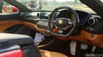 Menjajal Ferrari Portofino
