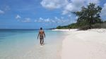 Foto: Main ke Pantai & Naik Gunung di Maluku