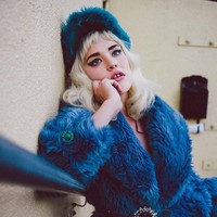 Ashley Smith punya celah gigi paling renggang di banding rekan sesama model lainnya. Ia pun sebenarnya selalu ingin memperbaiki tampilan itu tapi tak pernah punya cukup uang ketika kecil. Tapi sekarang itu malah menghasilkan uang, ungkapnya. Foto: Instagram