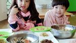 Ini Dia Artis Cilik Korea, OckyYerin Saat Menikmati Es Krim Hingga Udon