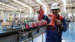 Mengintip Cara Bikin Pelumas Oli di Pabrik Pertamina